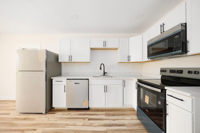 524 E Hinman Avenue, Columbus, OH 43207