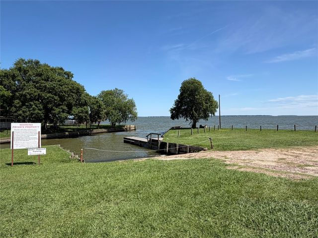30 Terrace Drive, Point Blank, TX 77364