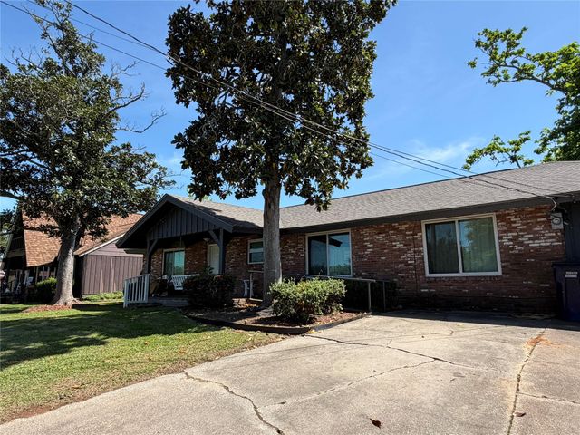 30 Terrace Drive, Point Blank, TX 77364