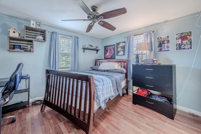 62 Dexter Ave, Dracut, MA 01826