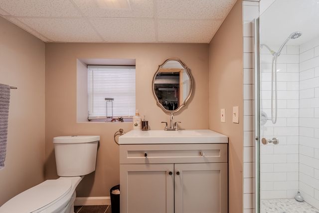 62 Dexter Ave, Dracut, MA 01826