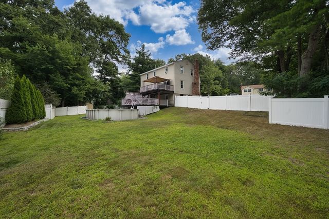 62 Dexter Ave, Dracut, MA 01826