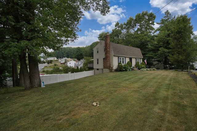 62 Dexter Ave, Dracut, MA 01826