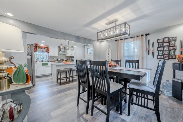 62 Dexter Ave, Dracut, MA 01826