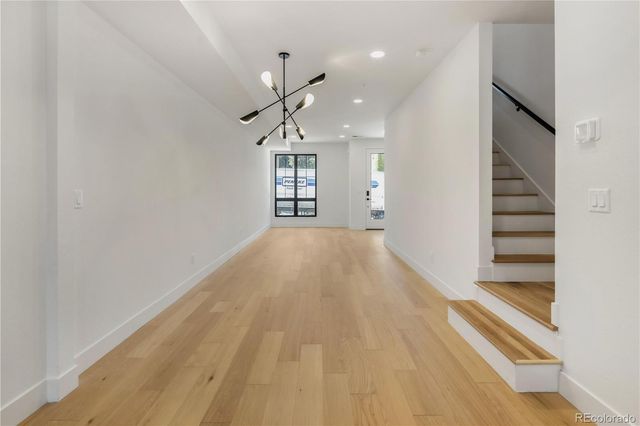 822 Dahlia Street, Denver, CO 80220