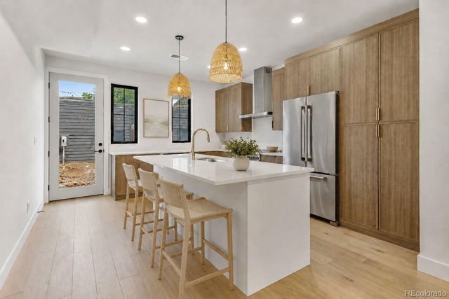 822 Dahlia Street, Denver, CO 80220