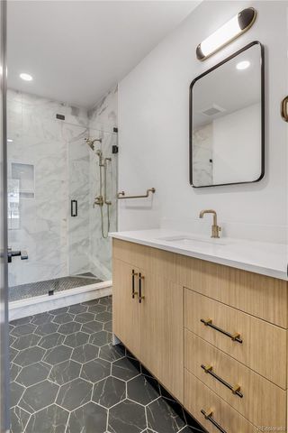 822 Dahlia Street, Denver, CO 80220