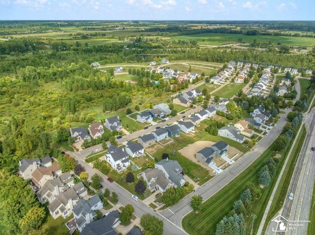 716 Jackson Lane, Milan, MI 48160