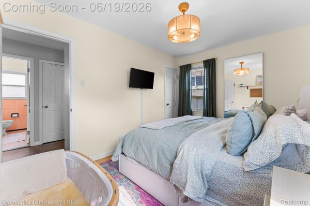 1921 E 4th Street, Royal Oak, MI 48067