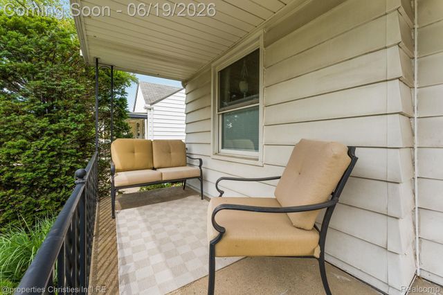 1921 E 4th Street, Royal Oak, MI 48067