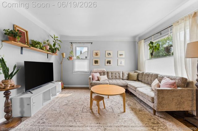 1921 E 4th Street, Royal Oak, MI 48067