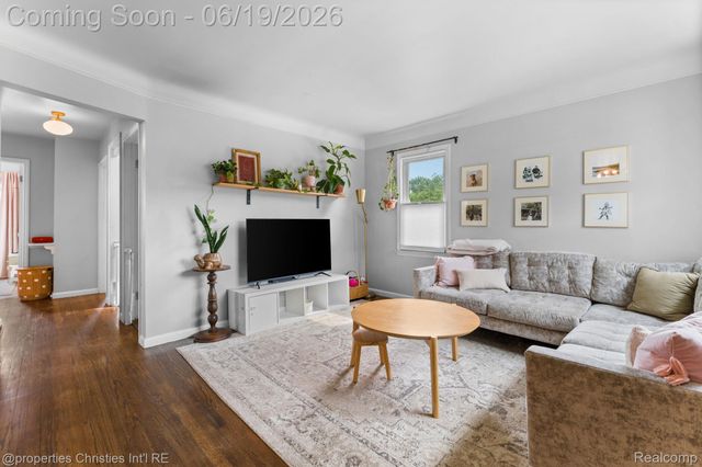 1921 E 4th Street, Royal Oak, MI 48067