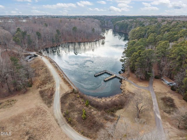 9212 Sayornis Court, Raleigh, NC 27615