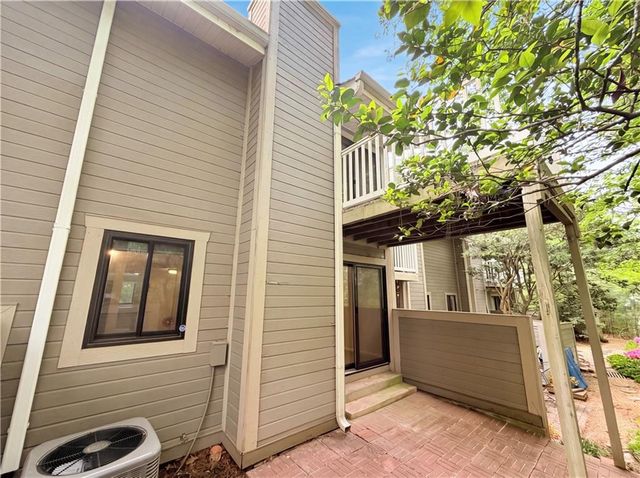 2869 Torreya Way SE, Marietta, GA 30067