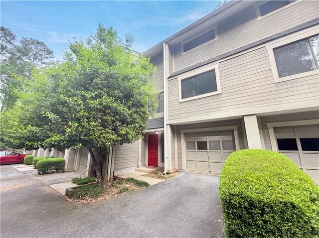 2869 Torreya Way SE, Marietta, GA 30067