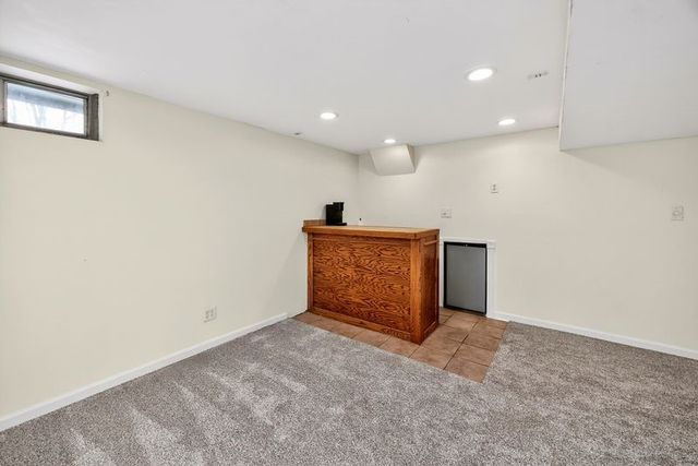 2804 Cambridge Street, Des Moines, IA 50313