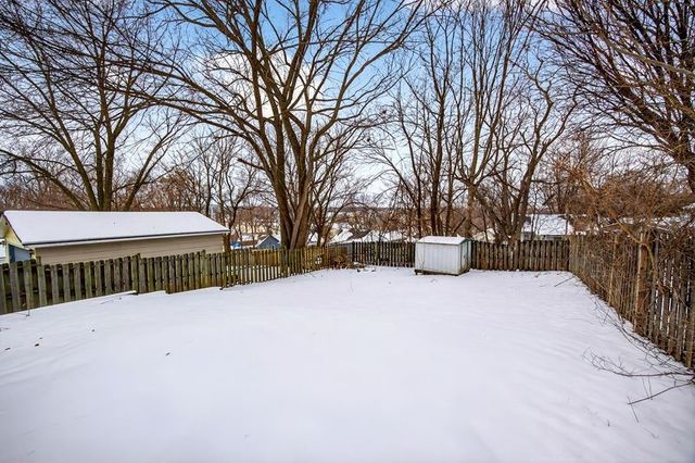 2804 Cambridge Street, Des Moines, IA 50313