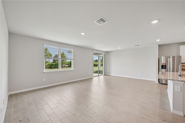 5437 Hampton Park Circle, Vero Beach, FL 32966