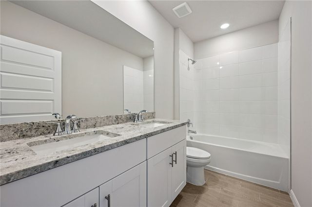 5437 Hampton Park Circle, Vero Beach, FL 32966