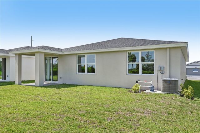 5437 Hampton Park Circle, Vero Beach, FL 32966