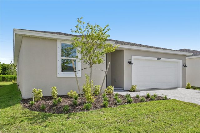 5437 Hampton Park Circle, Vero Beach, FL 32966
