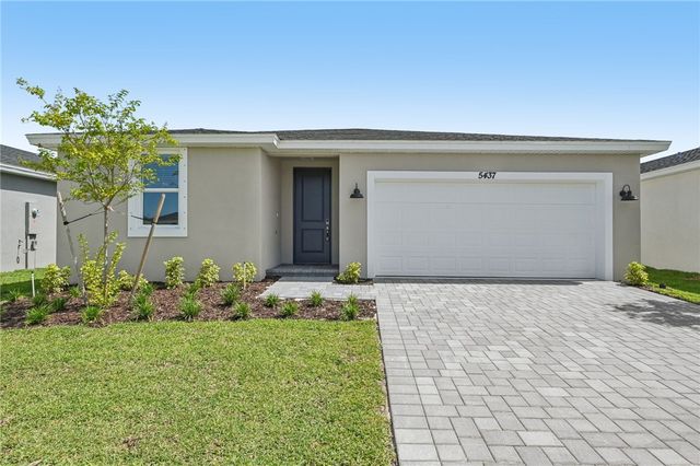 5437 Hampton Park Circle, Vero Beach, FL 32966