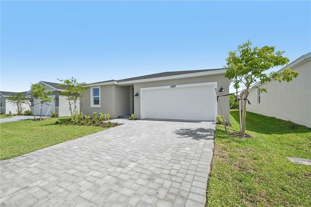 5437 Hampton Park Circle, Vero Beach, FL 32966