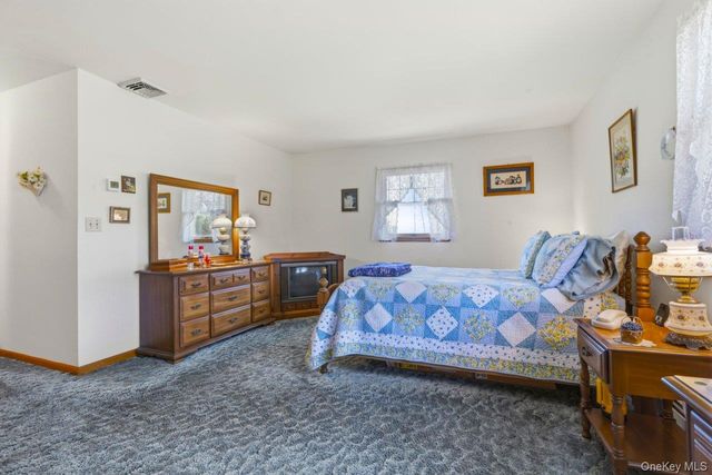 555 State Route 416, Montgomery, NY 12549