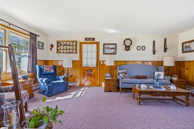 555 State Route 416, Montgomery, NY 12549
