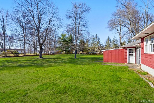 555 State Route 416, Montgomery, NY 12549