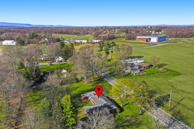 555 State Route 416, Montgomery, NY 12549