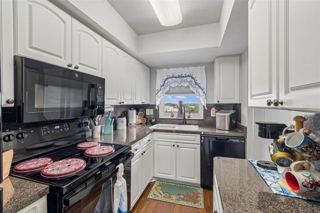 4939 FLORAMAR TERRACE 610, New Port Richey, FL 34652