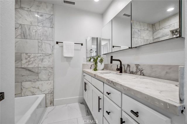 18871 Santa Marta, Fountain Valley, CA 92708