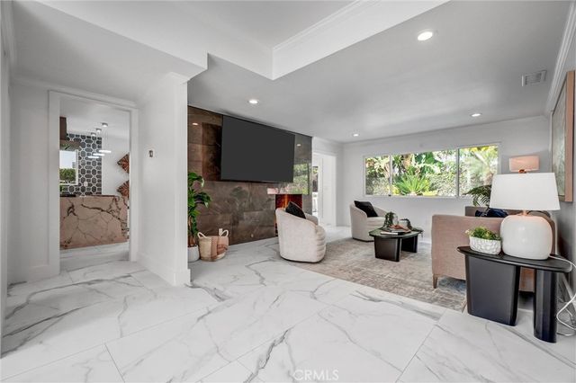 18871 Santa Marta, Fountain Valley, CA 92708