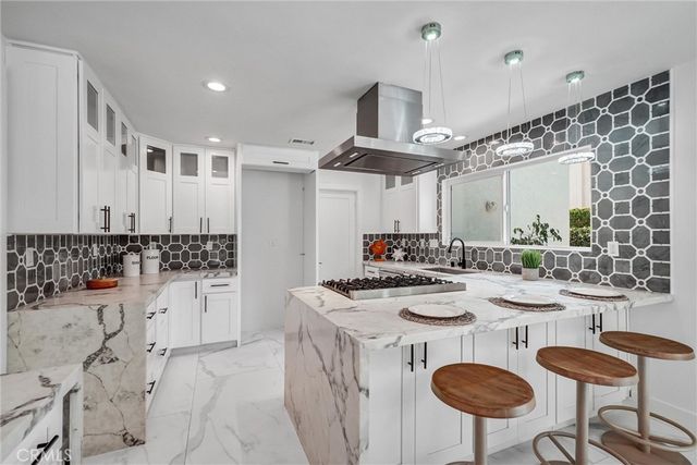 18871 Santa Marta, Fountain Valley, CA 92708