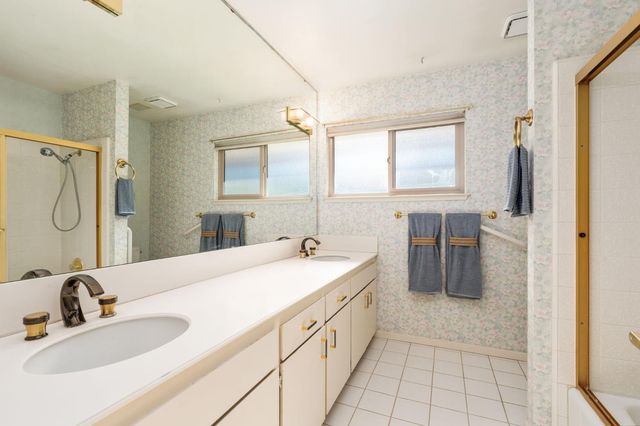 5630 N El Adobe Drive, Fresno, CA 93711