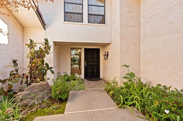 5630 N El Adobe Drive, Fresno, CA 93711