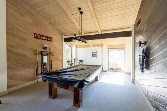 5630 N El Adobe Drive, Fresno, CA 93711