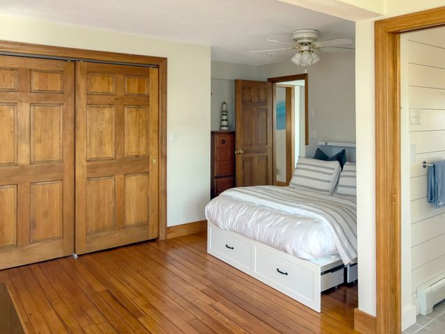 29A Bay St, Hull, MA 02045