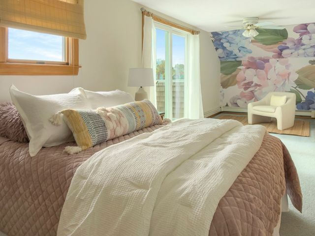 29A Bay St, Hull, MA 02045