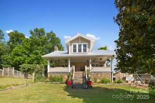 31 Abbott Road, Clyde, NC 28721