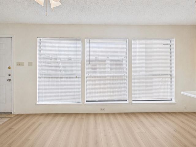 3115 Helms ST 301, Austin, TX 78705