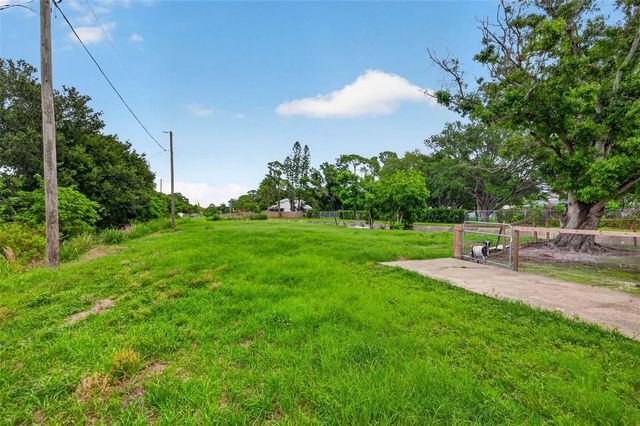 6070 66TH AVENUE N, Pinellas Park, FL 33781