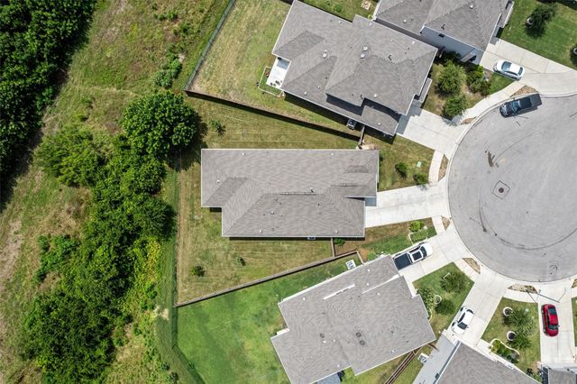 104 Stinchcomb Road, Hutto, TX 78634