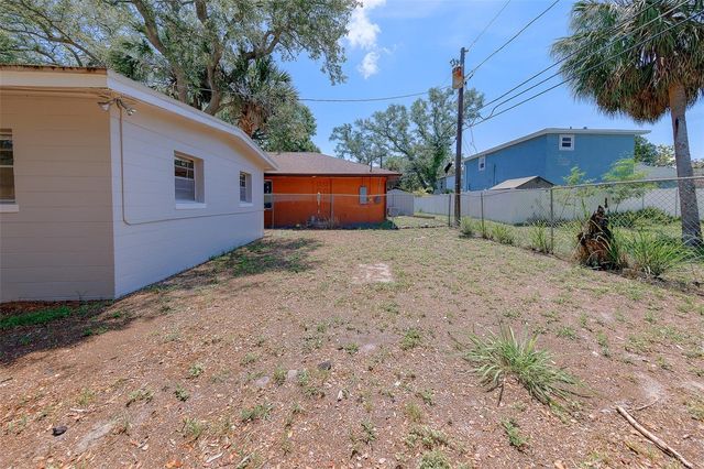 2534 IRVING AVENUE S, St Petersburg, FL 33712