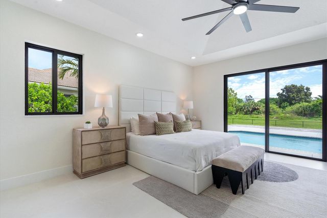 7548 Fairway Trail, Boca Raton, FL 33487
