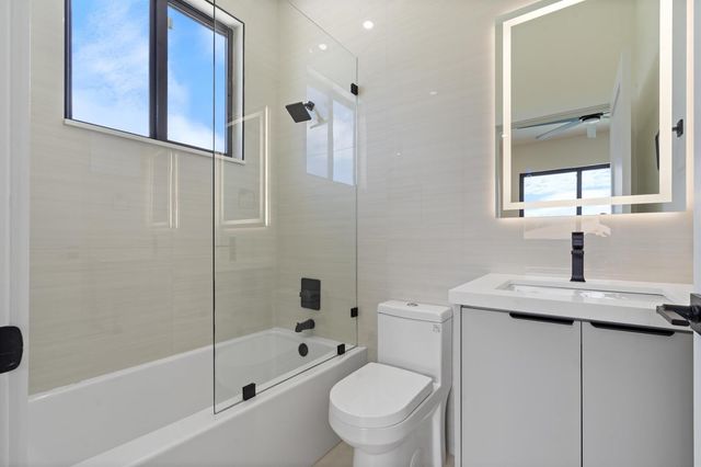 7548 Fairway Trail, Boca Raton, FL 33487