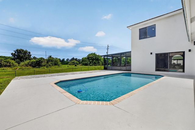 7548 Fairway Trail, Boca Raton, FL 33487