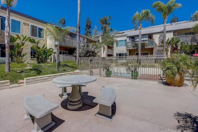 3056 Via Alicante C, La Jolla, CA 92037