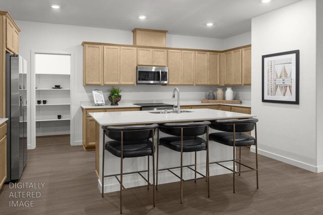 2328 Lingcod Way, Roseville, CA 95747